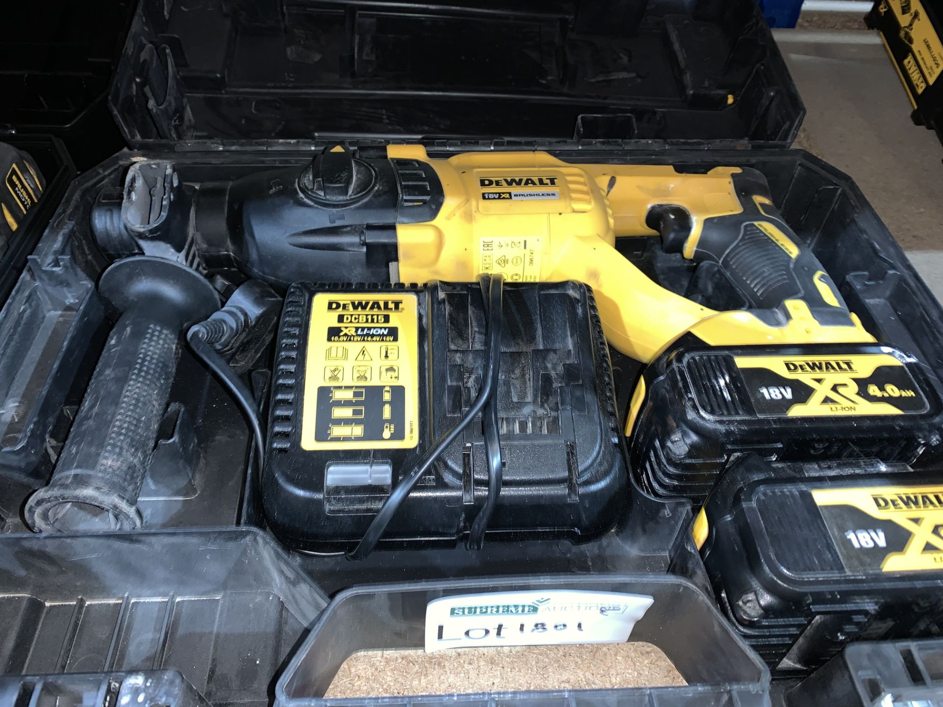 DEWALT DCH033 3KG 18V 4.0AH LI-ION XR BRUSHLESS CORDLESS SDS PLUS DRILL COMES WITH 2 BATTERIES,