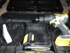 DEWALT DCD778M2T-SFGB 18V 4.0AH LI-ION XR BRUSHLESS CORDLESS COMBI DRILL COMES WITH 1 BATTERY AND