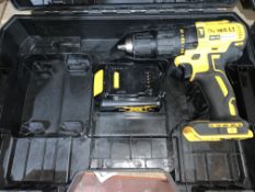 DEWALT CORDLESS BRUSHLESS COMBI DRILL COMES WITH BATTERY AND CARRY CASE (UNCHECKED, UNTESTED)