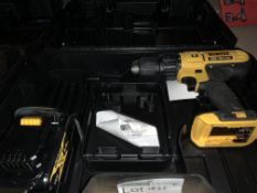 DEWALT DCD776D2T- GB 18V 2.0AH LI-ION XR CORDLESS COMBI DRILL COMES WITH BATTERY AND CARRY CASE (