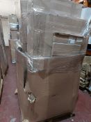 (V13) PALLET TO CONTAIN A LARGE QTY OF ASSORTED BATHROOM STOCK TO INCLUDE: BATHROOM VANITY UNITS,