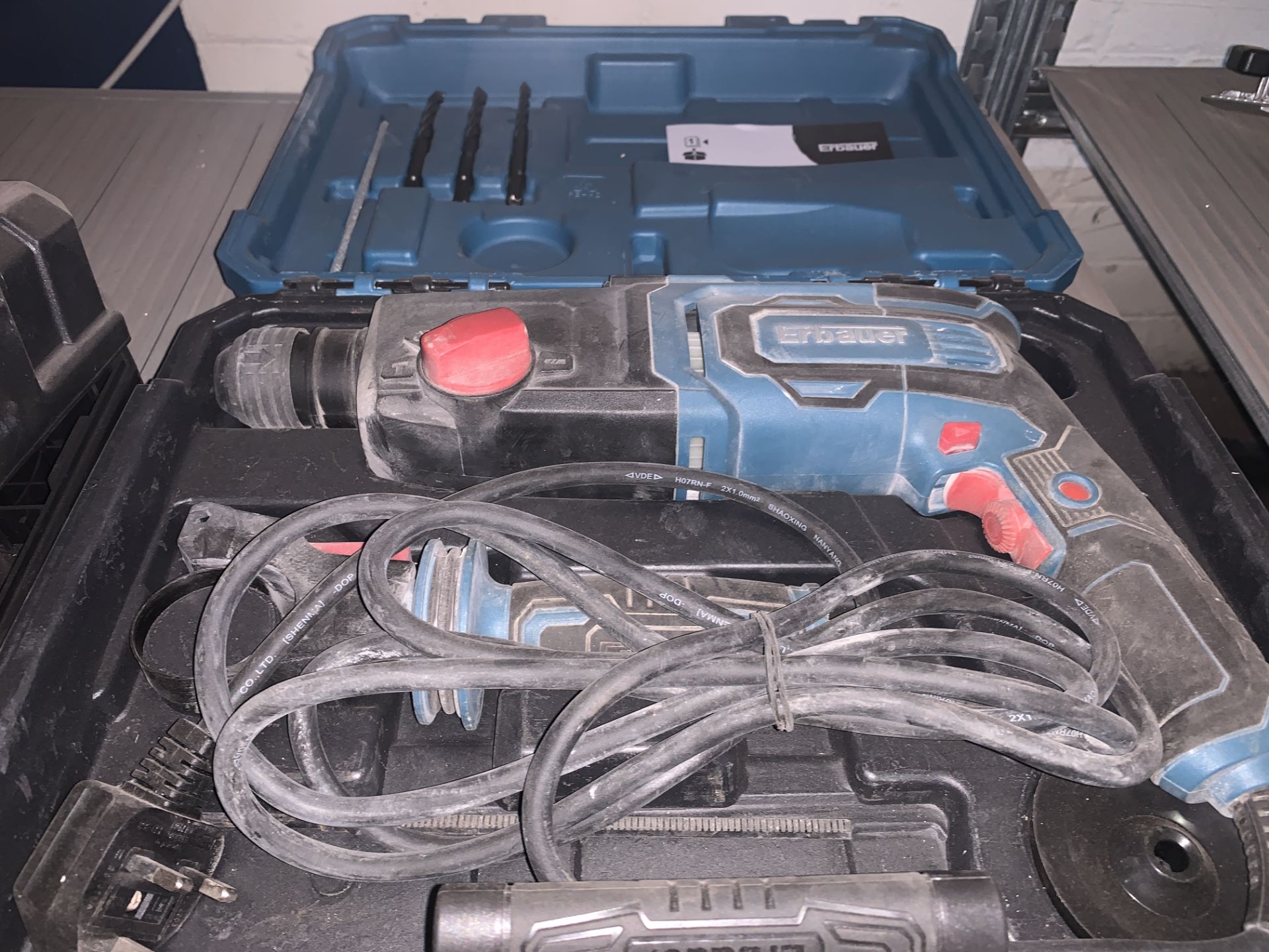 ERBAUER ERH750 3.4KG ELECTRIC SDS PLUS DRILL 220-240V COMES WITH CARRY CASE (UNCHECKED, UNTESTED)