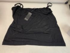 144 X BRAND NEW CLASSICS BLACK LADIES TOPS (SIZES MAY VARY)