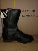 2 X BRAND NEW HIPORA BONE DRY SIZE 9 BOOTS ANYWEATHER ANYWHERE - U2