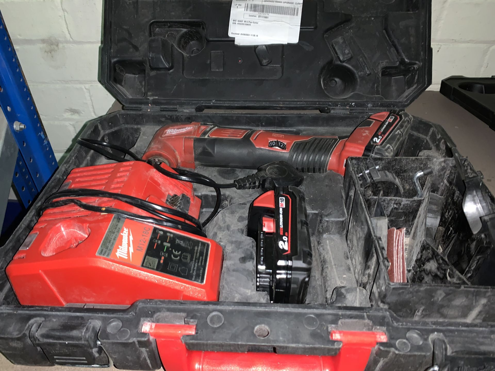 MILWAUKEE M18 CAG115XPDB-0 FUEL 18V LI-ION 4½" BRUSHLESS CORDLESS ANGLE GRINDER WITH 2 BATTERIES