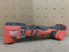 MILWAUKEE CORDLESS MULTI TOOL (UNCHECKED, UNTESTED) PCK