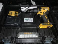 DEWALT DCD778M2T-SFGB 18V 4.0AH LI-ION XR BRUSHLESS CORDLESS COMBI DRILL COMES WITH CHARGER AND