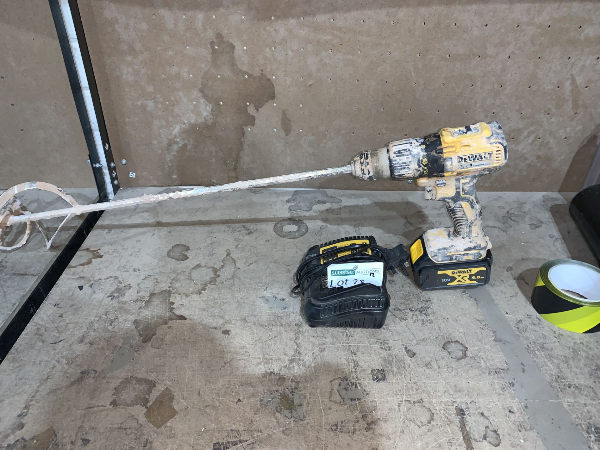DEWALT CORDLESS BRUSHLESS COMBI DRILL COMES WITH BATTERY AND CHARGER (UNCHECKED, UNTESTED) PCK