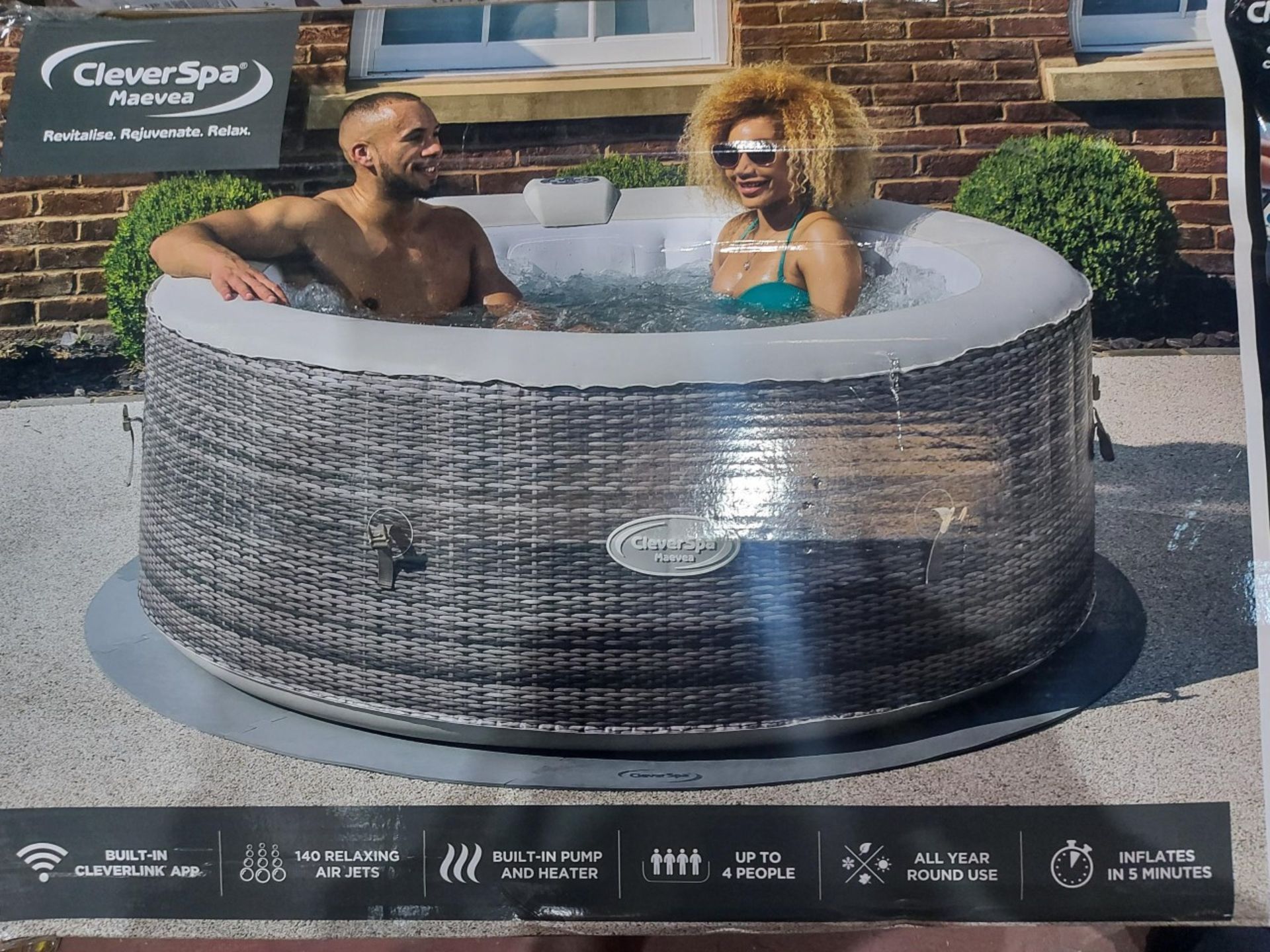 BOXED CleverSpa Maevea 4 person Hot Tub. RRP £488. UNCHECKED/UNTESTED