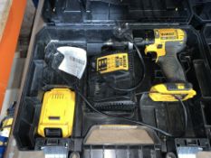 DEWALT DCD785P2T-SFGB 18V 5.0AH LI-ION XR CORDLESS COMBI-HAMMER DRILL COMES WITH 1 BATTERY,