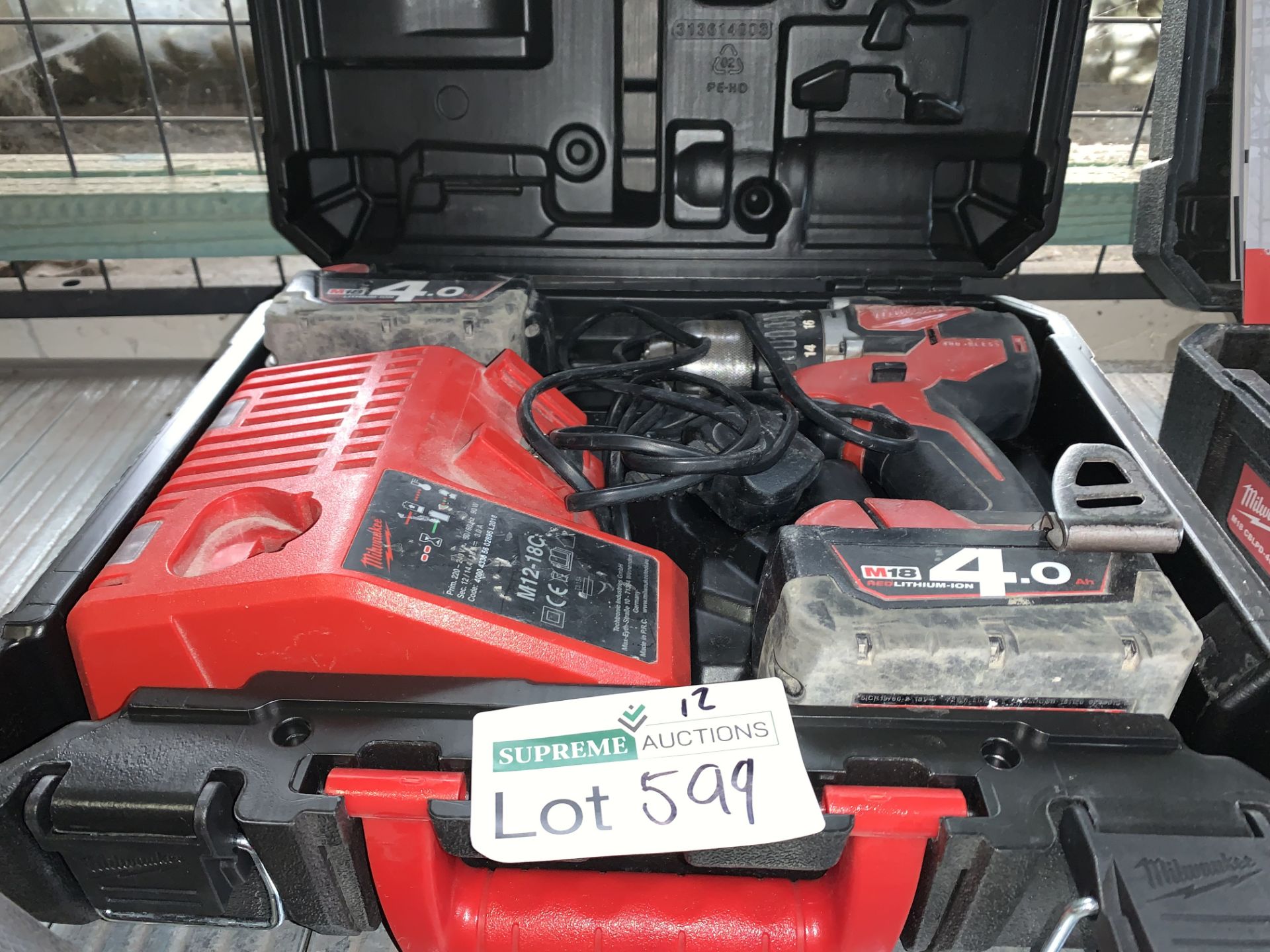 MILWAUKEE M18 CBLPD BRUSHLESS DRILL COMES WITH 2 BATTERIES, CHARGER AND CARRY CASE UNCHECKED/