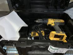 DEWALT DCZ298D2T-SFGB 18V 2.0AH LI-ION XR CORDLESS COMBI DRILL INCLUDES 1 DRILL 1 CHARGER AND