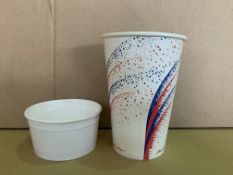 3900 X BRAND NEW WHITE PORTION CUPS AND 950 PAPER CUPS R15