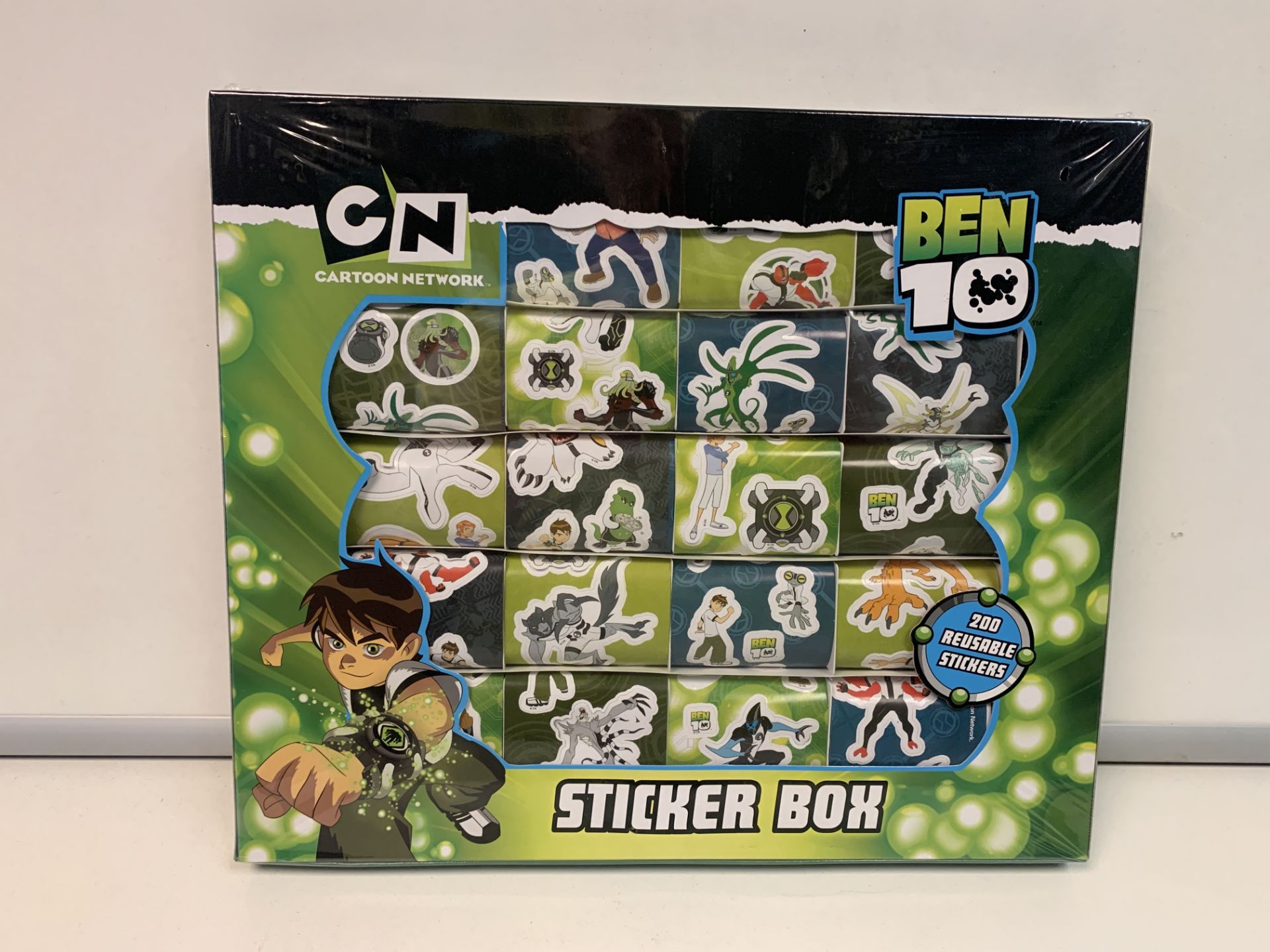 24 X BRAND NEW CARTOON NETWORK BEN TEN STICKER BOXES