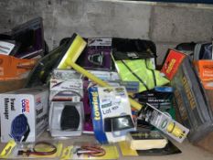 MIXED LOT INCLUDING NUMBER PLATE LIGHT, TRAVEL MASSAGER, HIGH VIZ JACKETS ETC