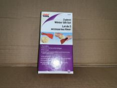 33 X BRAND NEW AUTOCARE 2 PIECE WINTER GIFT SETS