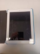 APPLE IPAD 2 TABLET 16GB WITH CASE