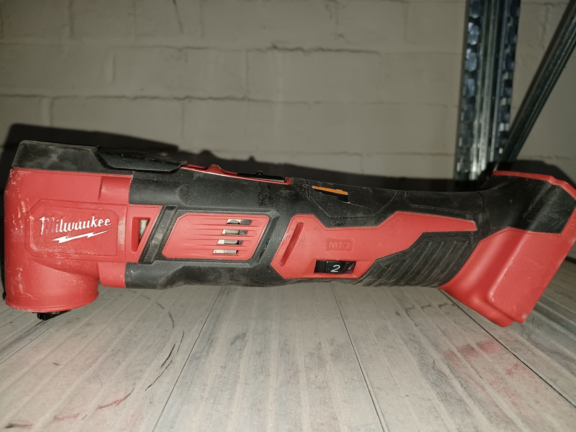 MILWAUKEE M18 BMT-0 18V LI-ION CORDLESS MULTI-TOOL (UNCHECKED, UNTESTED) PCK