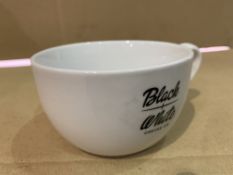 60 X BRAND NEW SIMPLY BLACK WHITE COFFEE CUPS R15