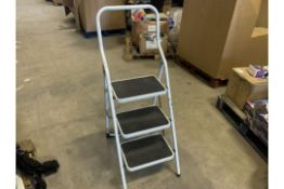 4 X SETS OF ZARGES 150KG 3 STEP FOLDING LADDERS