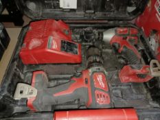 MILWAUKEE M18 BPP2Q-402C 18V 4.0AH LI-ION REDLITHIUM CORDLESS TWIN PACK COMES WITH CHARGER AND CARRY