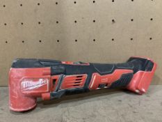 MILWAUKEE CORDLESS MULTI TOOL (UNCHECKED, UNTESTED) PCK