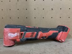 MILWAUKEE CORDLESS MULTI TOOL (UNCHECKED, UNTESTED) PCK