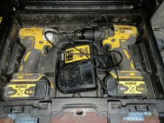 DEWALT DCK2060M2T-SFGB 18V 4.0AH LI-ION XR BRUSHLESS CORDLESS TWIN PACK COMES WITH 2 BATTEIRES,