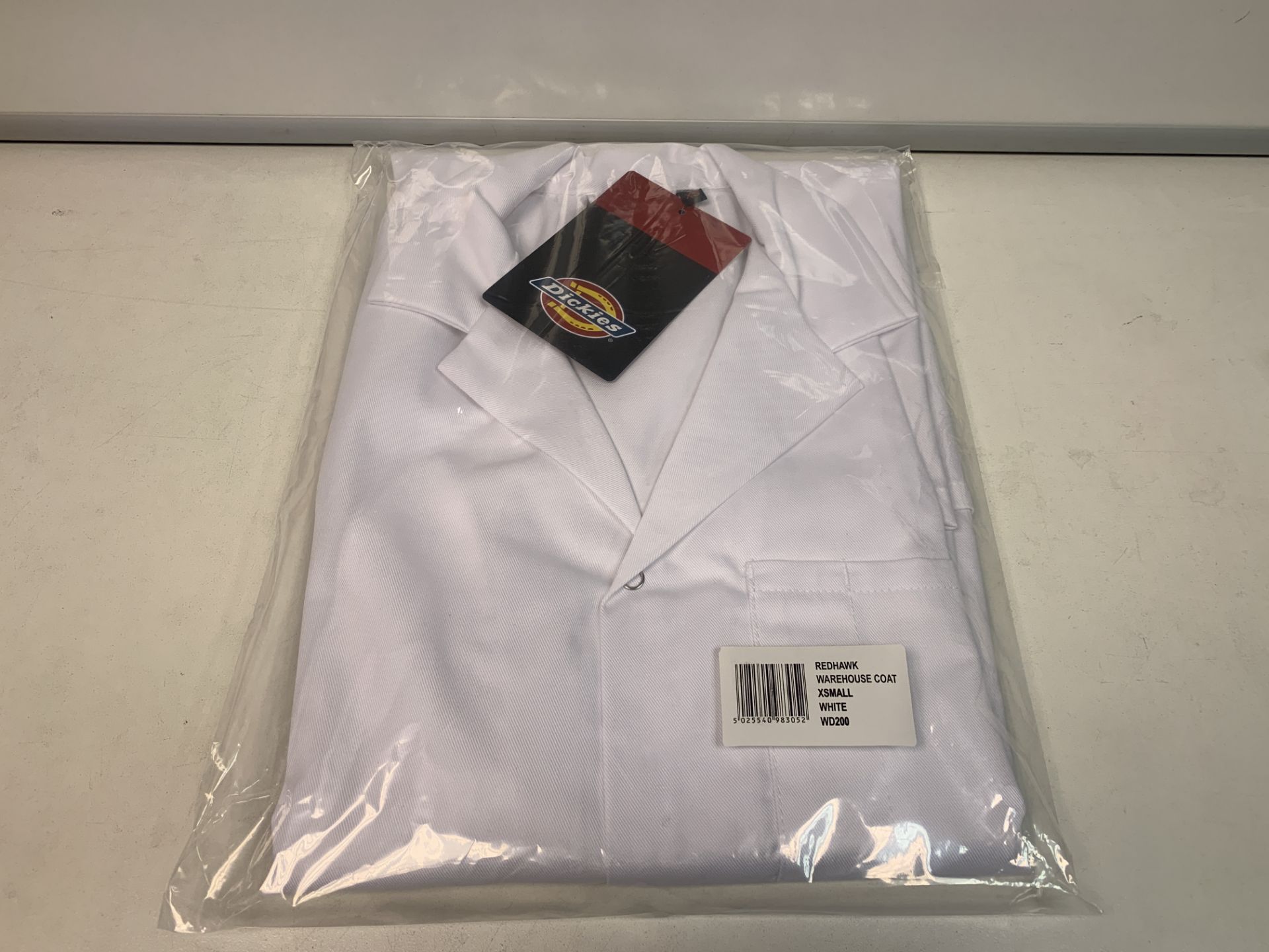 10 X BRAND NEW DICKIES REDHAWK WAREHOUSE COATS WHITE SIZE XS RRP £40 EACH FR