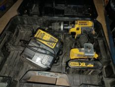 DEWALT DCD785P2T-SFGB 18V 5.0AH LI-ION XR CORDLESS COMBI-HAMMER DRILL COMES WITH 1 BATTERY,