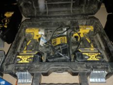 DEWALT DCK2060M2T-SFGB 18V 4.0AH LI-ION XR BRUSHLESS CORDLESS TWIN PACK COMES WITH 2 BATTEIRES,