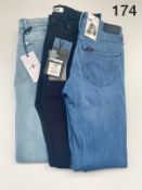 3 PIECE LADIES MIXED JEANS LOT IN VARIOUS SIZES INCLUDING DENIM1, NO91 RRP £190 174