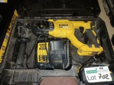 DEWALT DCH033 3KG 18V 4.0AH LI-ION XR BRUSHLESS CORDLESS SDS PLUS DRILL COMES WITH 1 BATTERY,