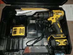 DEWALT DCD778M2T-SFGB 18V 4.0AH LI-ION XR BRUSHLESS CORDLESS COMBI DRILL COMES WITH 1 BATTERY,