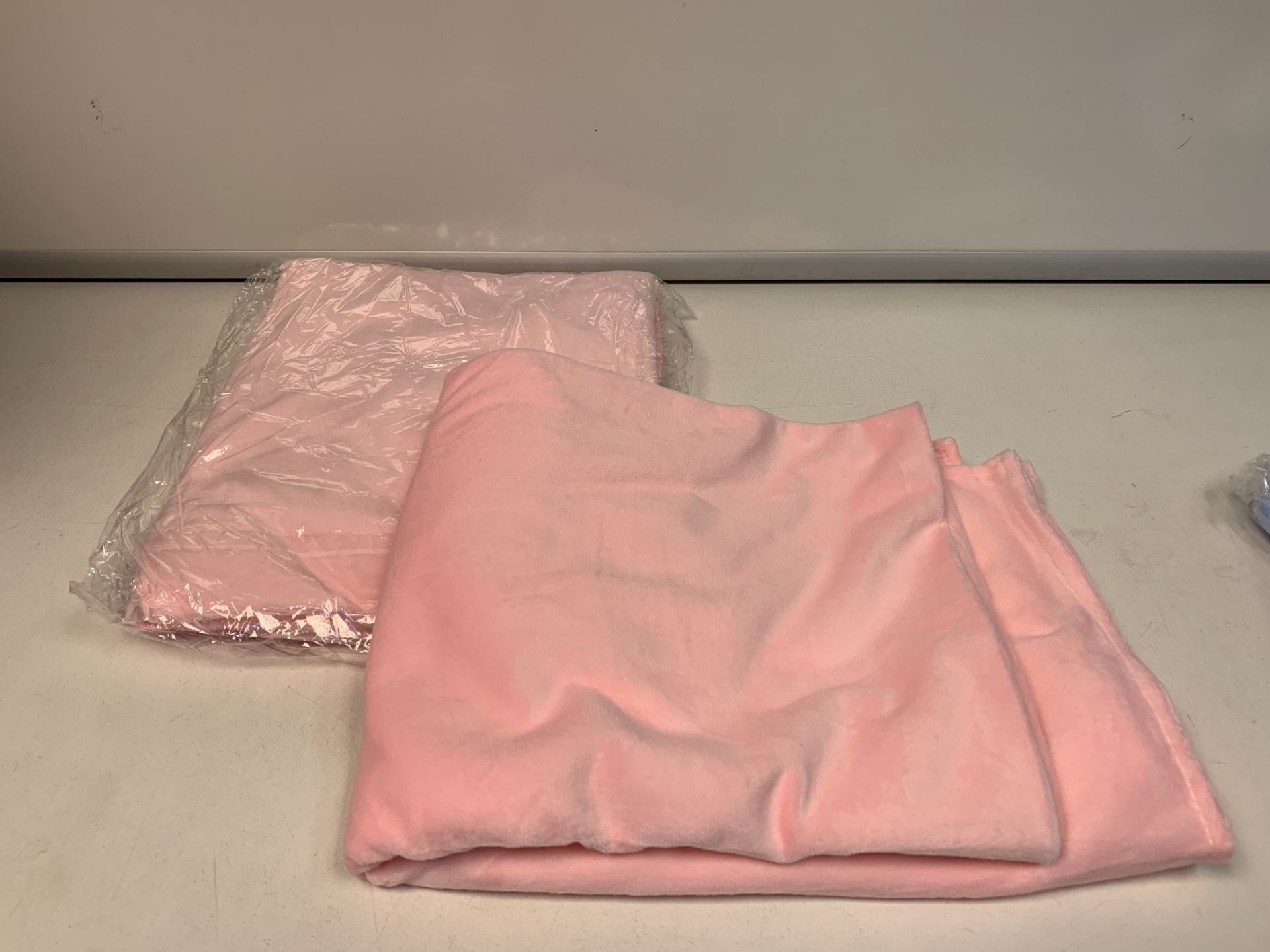 20 X BRAND NEW BABY PEARL PINK BABY BLANKET 98X70XM S1 RRP £11