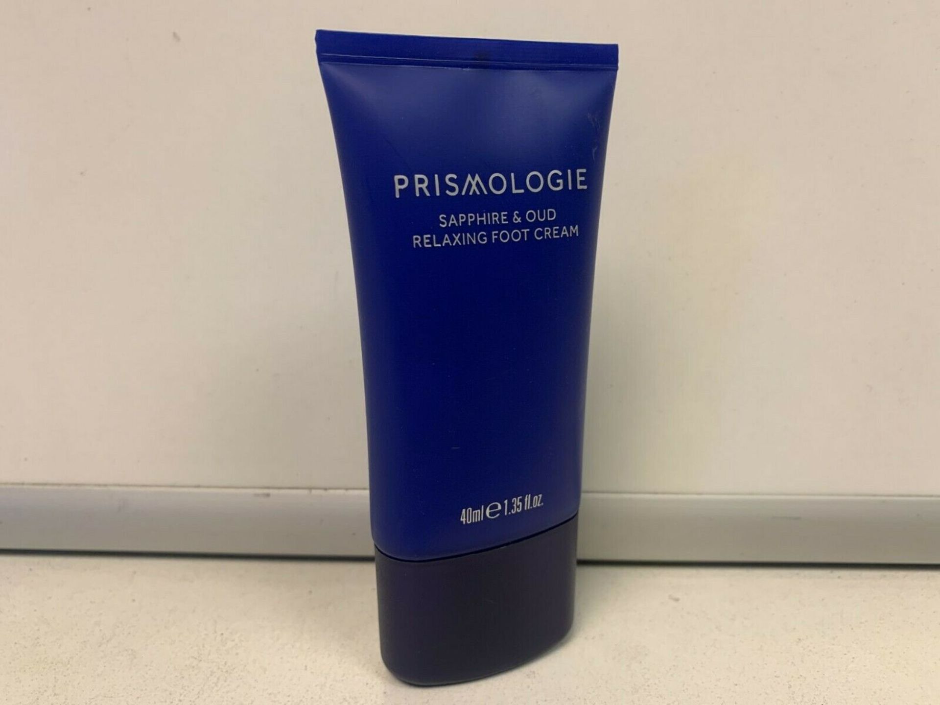60 X BRAND NEW PRISMOLOGIE SAPHIRE AND OUD 40ML RELAXING FOOT CREAM RRP £14.95 EACH