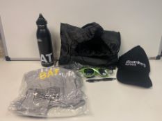 25 X BRAND NEW BLOOMBERG GIFT PROMOTIONAL PACKS R4