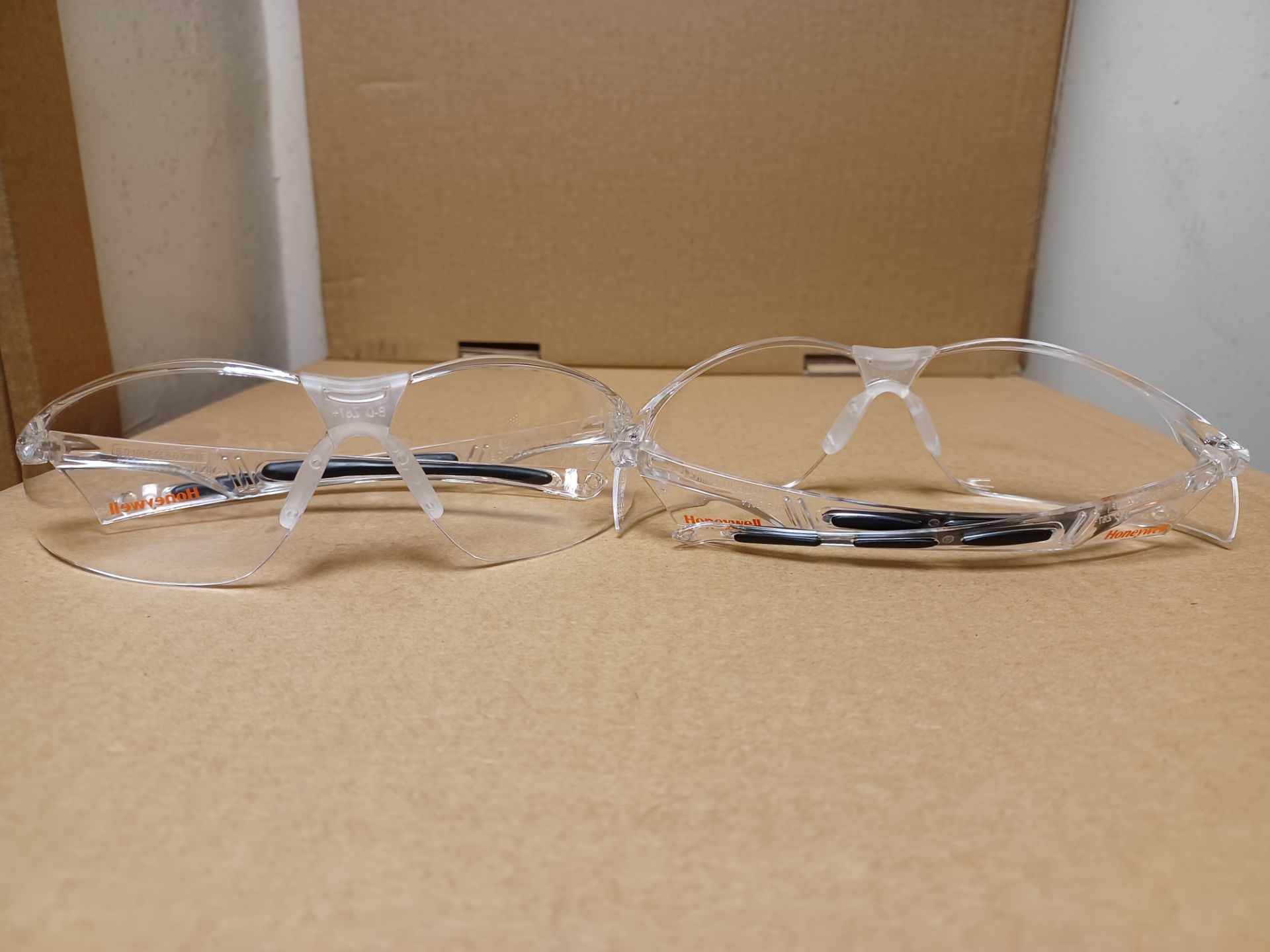 30 X BRAND NEW HONEYWELL SPERIAN SAFETY GLASSES CLEAR - ER