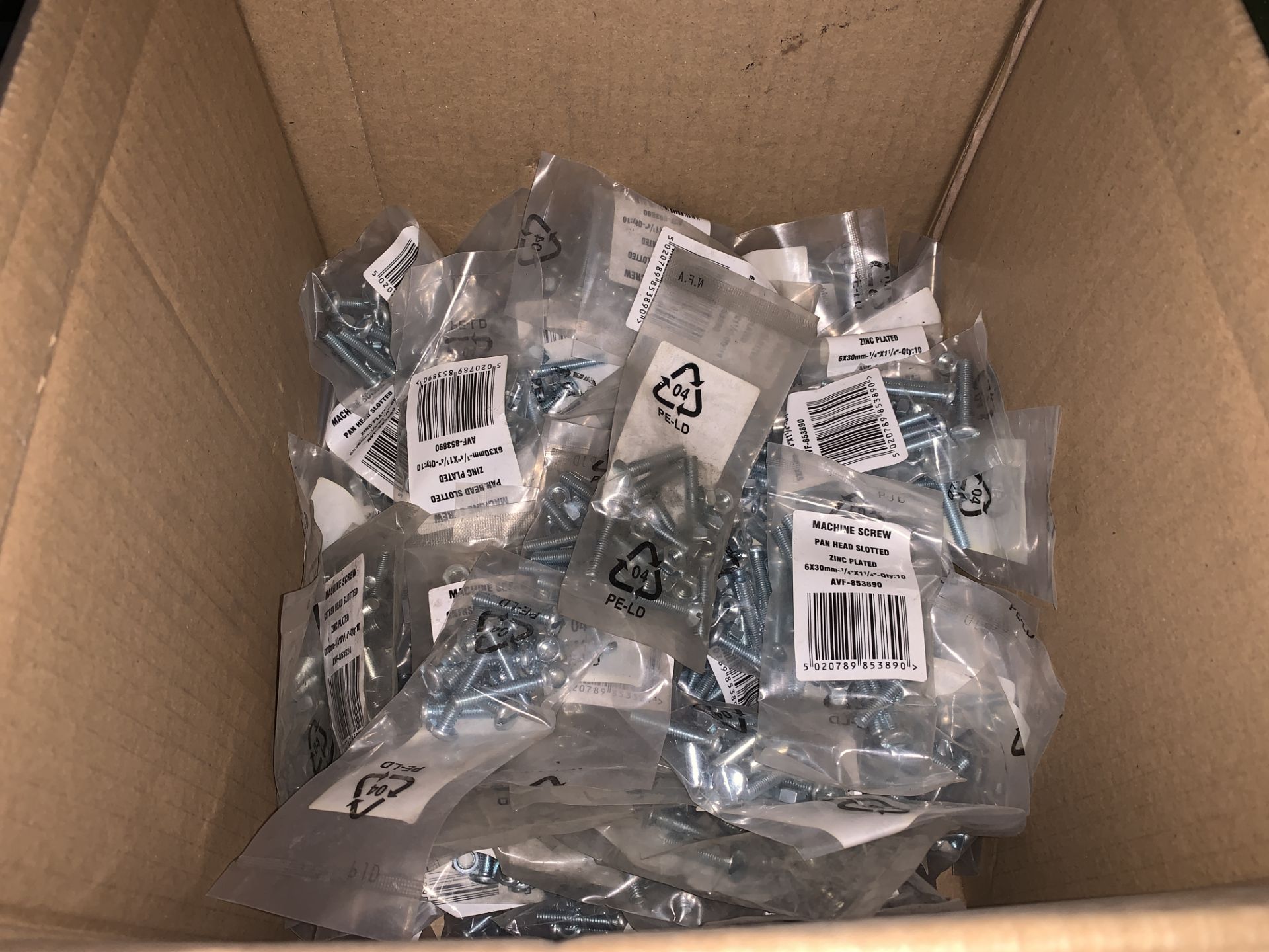 103 X BRAND NEW PACKS OF VARIOUS NUTS AND BOLTS S1R