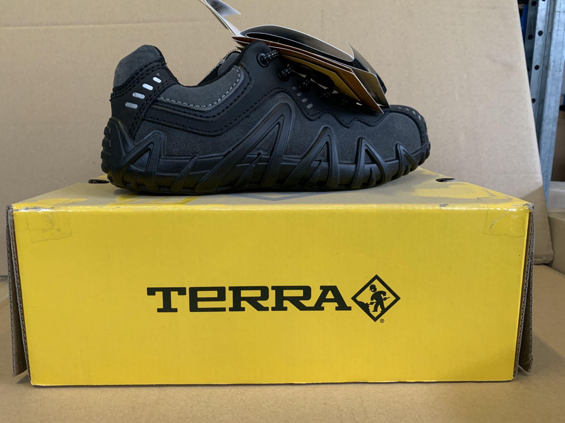 4 X BRAND NEW TERRA SPIDER WORK BOOTS SIZE 40 RRP £135 EACH S1R