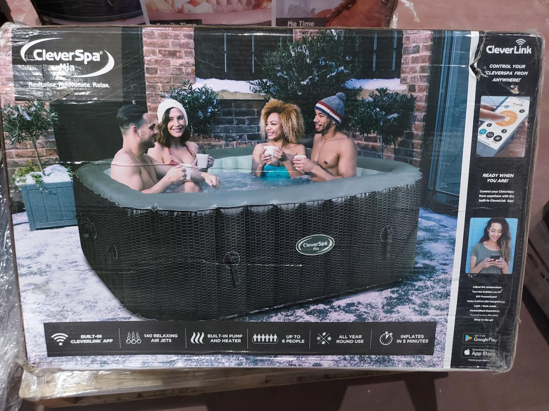 BOXED CleverSpa Mia 6 Person Hot Tub. RRP £525 - UNCHECKED/UNTESTED