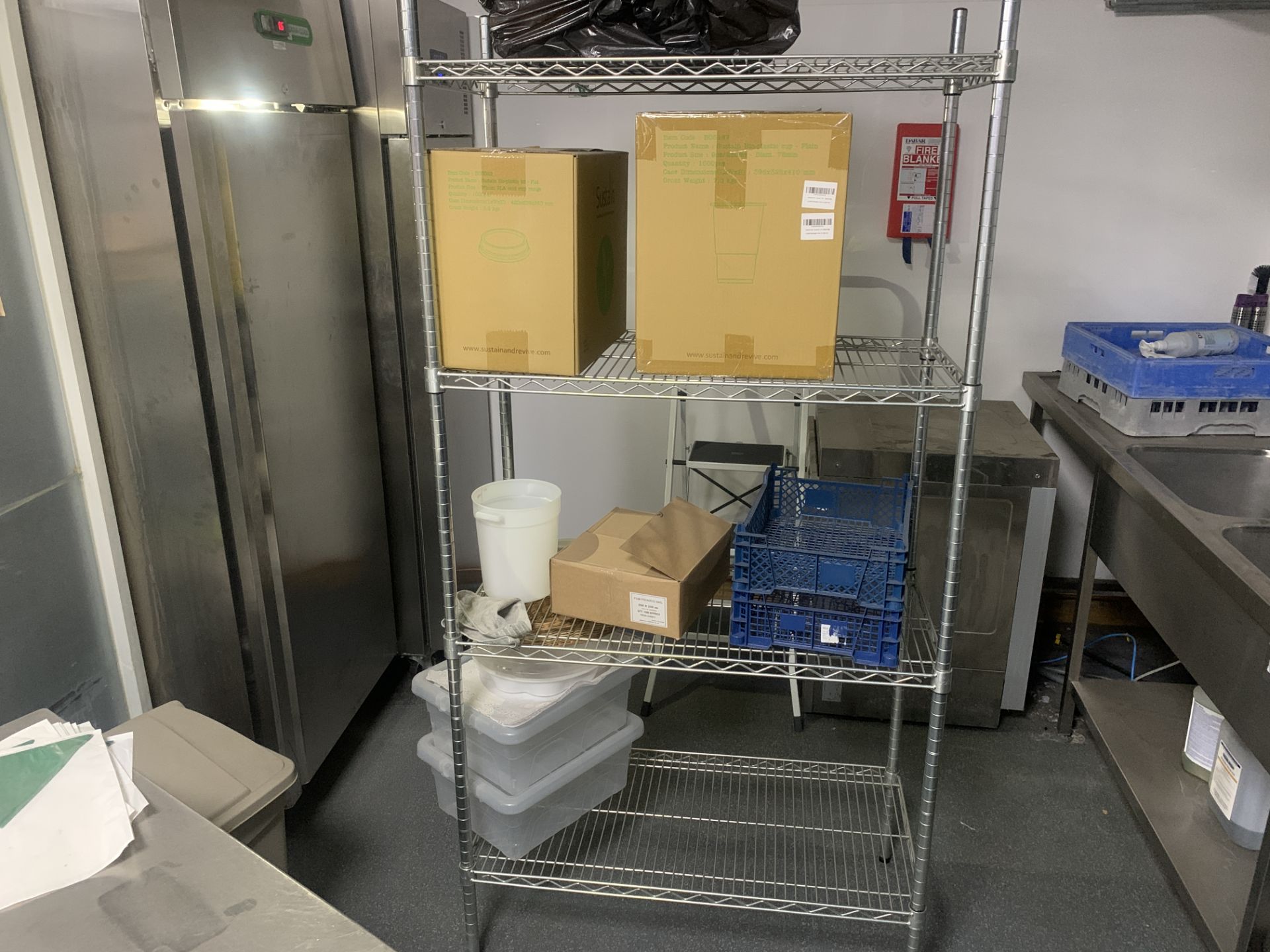 4 TIER STAINLESS STEEL SHELVING UNIT