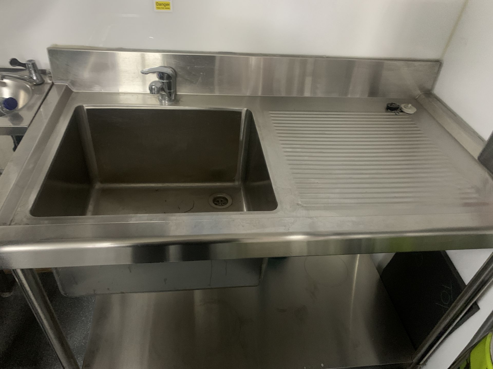 STAINLESS STEEL POT WASHING UNIT 1200L X 660D X 900H - Image 2 of 2