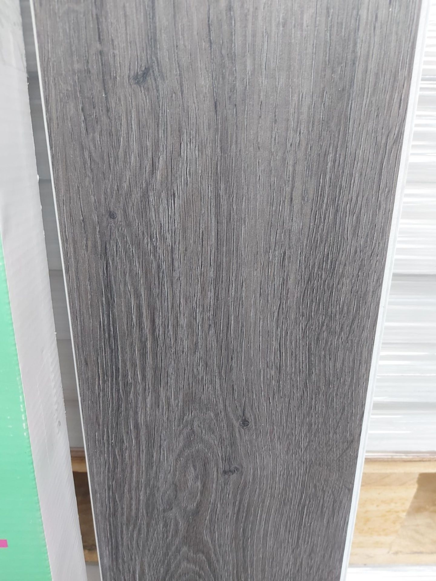 PALLET TO CONTAIN 10 x PACKS OF NEW BACHETA LUXURY VINYL CLICK PLANK FLOORING. STYLE: DARK - Image 2 of 4