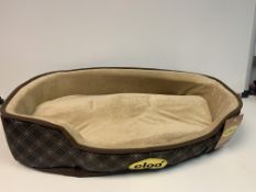 3 X NEW PACKAGED CLEO OXFORD LUXURY PET BEDS - EXTRA LARGE- SAGE & GOLD (S1)