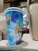 550 X NEW PACKAGED MANCHESTER CITY OFFICIAL DRINK CUPS IN VARIOUS DESIGNS - PCK