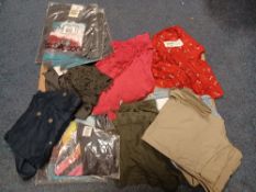 10 X PIECE MIXED CLOTHING LOT WITH BRANDS SUCH AS BILLABONG AND RVCA IN VARIOUS SIZES - ER