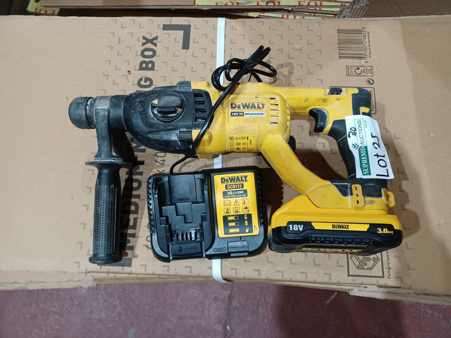 DEWALT DCH033 3KG 18V 4.0AH LI-ION XR BRUSHLESS CORDLESS SDS PLUS DRILL BARE WITH CHARGER AND