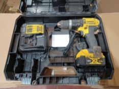 DEWALT DCD785P2T-SFGB 18V 5.0AH LI-ION XR CORDLESS COMBI-HAMMER DRILL COMES WITH BATTERY, CHARGER