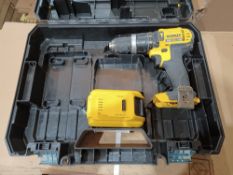 DEWALT DCD785P2T-SFGB 18V 5.0AH LI-ION XR CORDLESS COMBI-HAMMER DRILL COMES WITH BATTERY, CHARGER